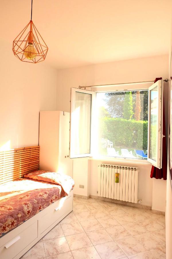 Aria Di Casa B&B Cantù Extérieur photo