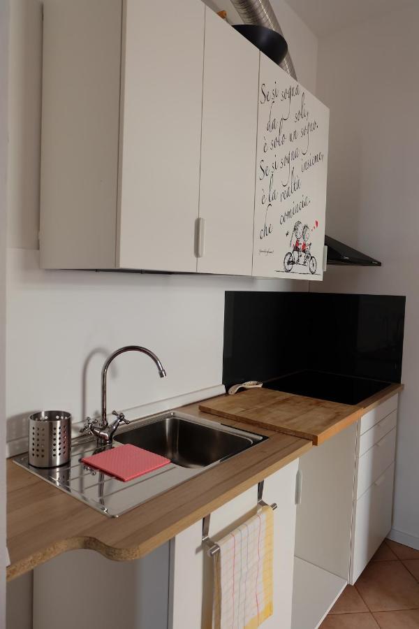 Aria Di Casa B&B Cantù Extérieur photo
